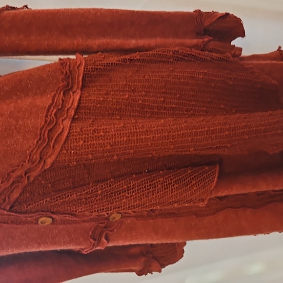 Pretty Angel Knit Ruffle Hem Dress L - Picture 3 of 6